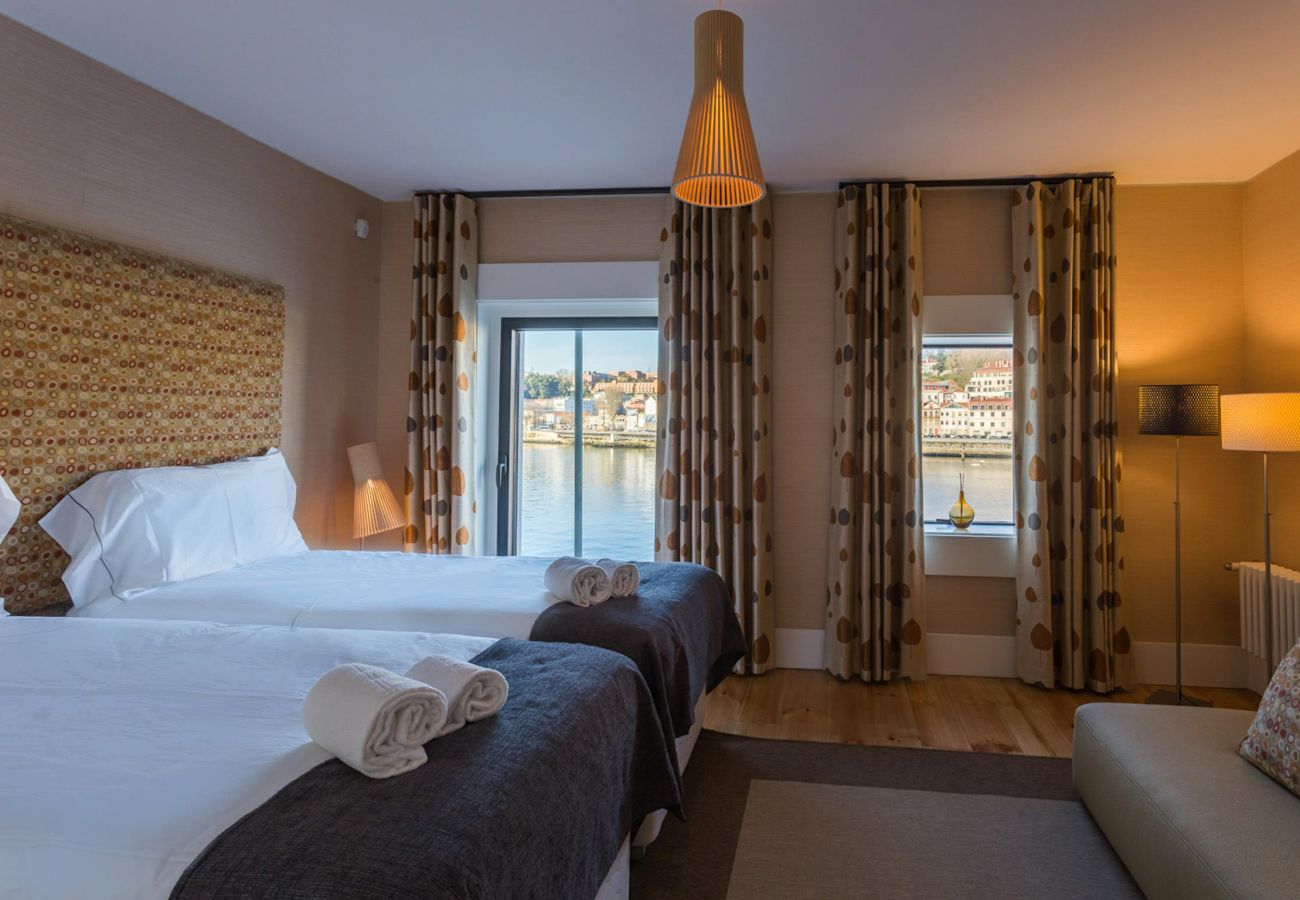 Appartement à Vila Nova de Gaia - Appartement 3 chambres, vue sur le fleuve Douro [DT]