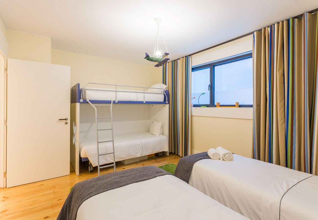 Appartement à Vila Nova de Gaia - Appartement 3 chambres, vue sur le fleuve Douro [DT]